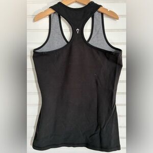 IVIVVA by LULULEMON girls size 14 racer back tank